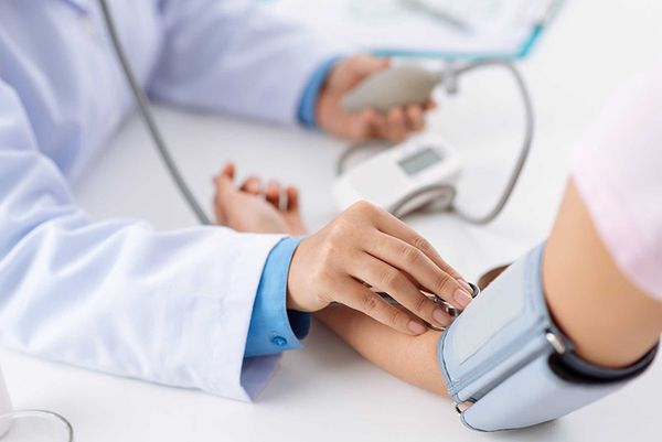 Tại sao bị huyết áp cao? Nguyên nhân huyết áp cao là gì? 