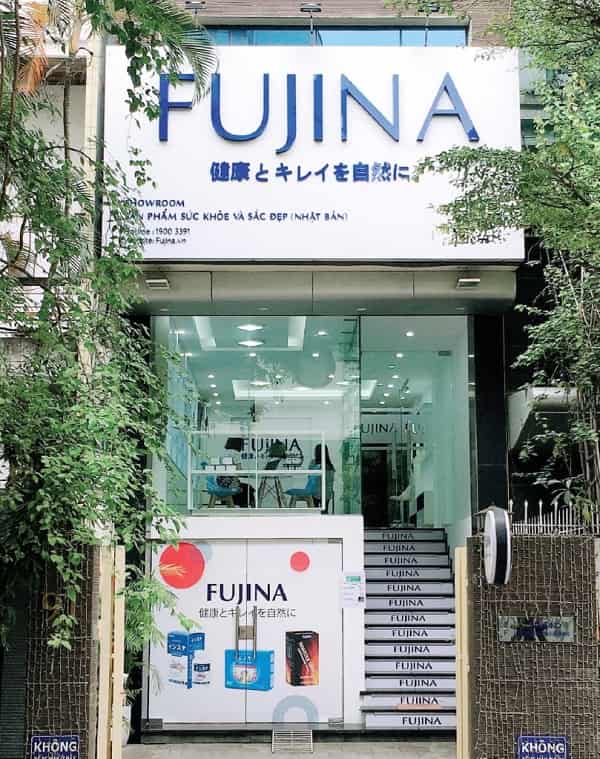 showroom fujina